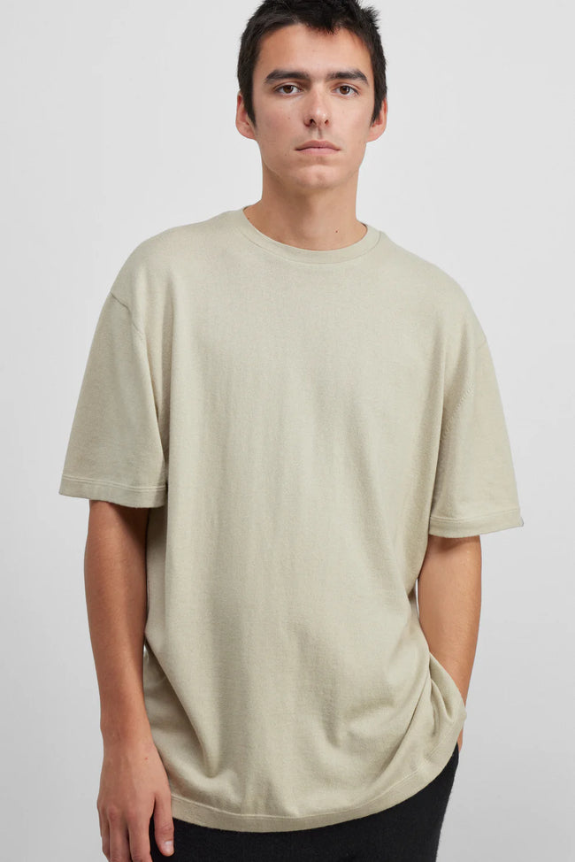 Rik Shirt in desert