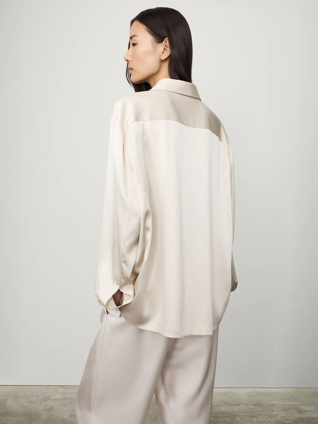 Long Sleeved Button-Up Bluse champagne