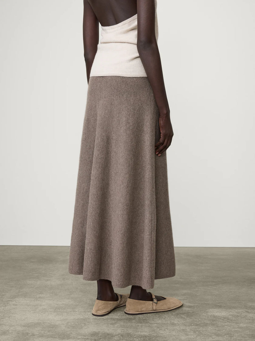 Torie Rock in truffle