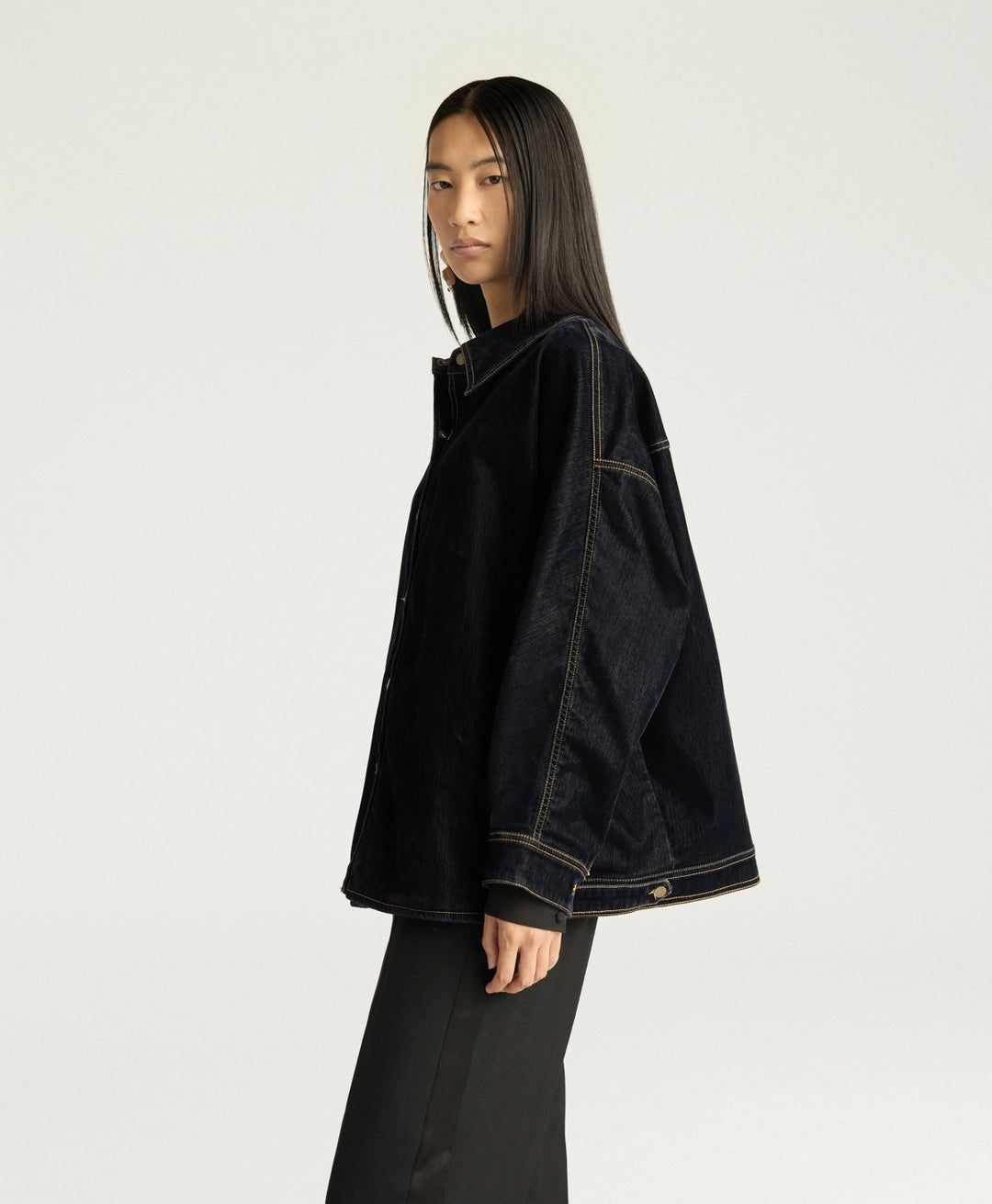 MANCHESTER Coat in Stretch Flocked Denim – Blue – Momonì