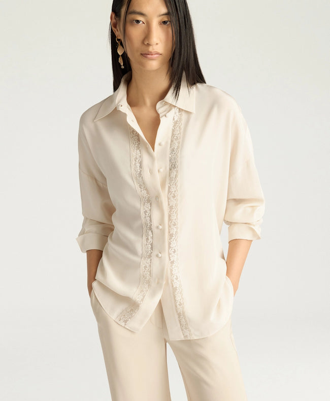 Grapes Seidenbluse