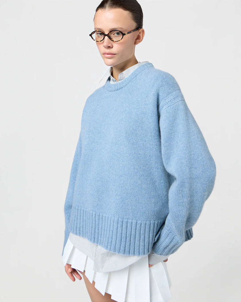 Cozy Crew Pullover in blue