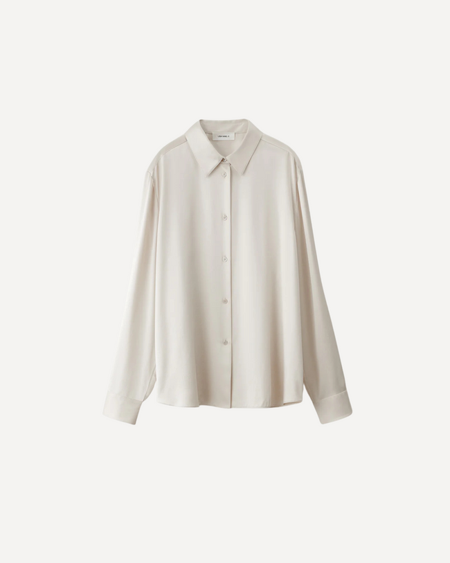 Long Sleeved Button-Up Bluse champagne