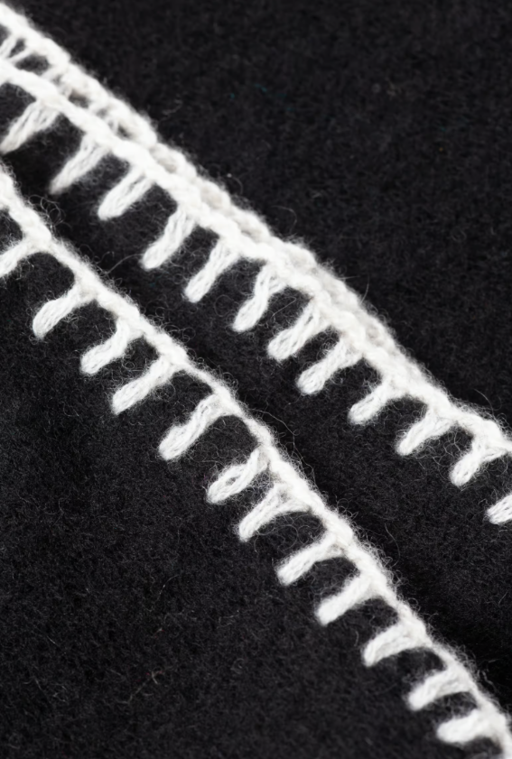 Cashmere Scarf - Black / Unbleached – Mouleta