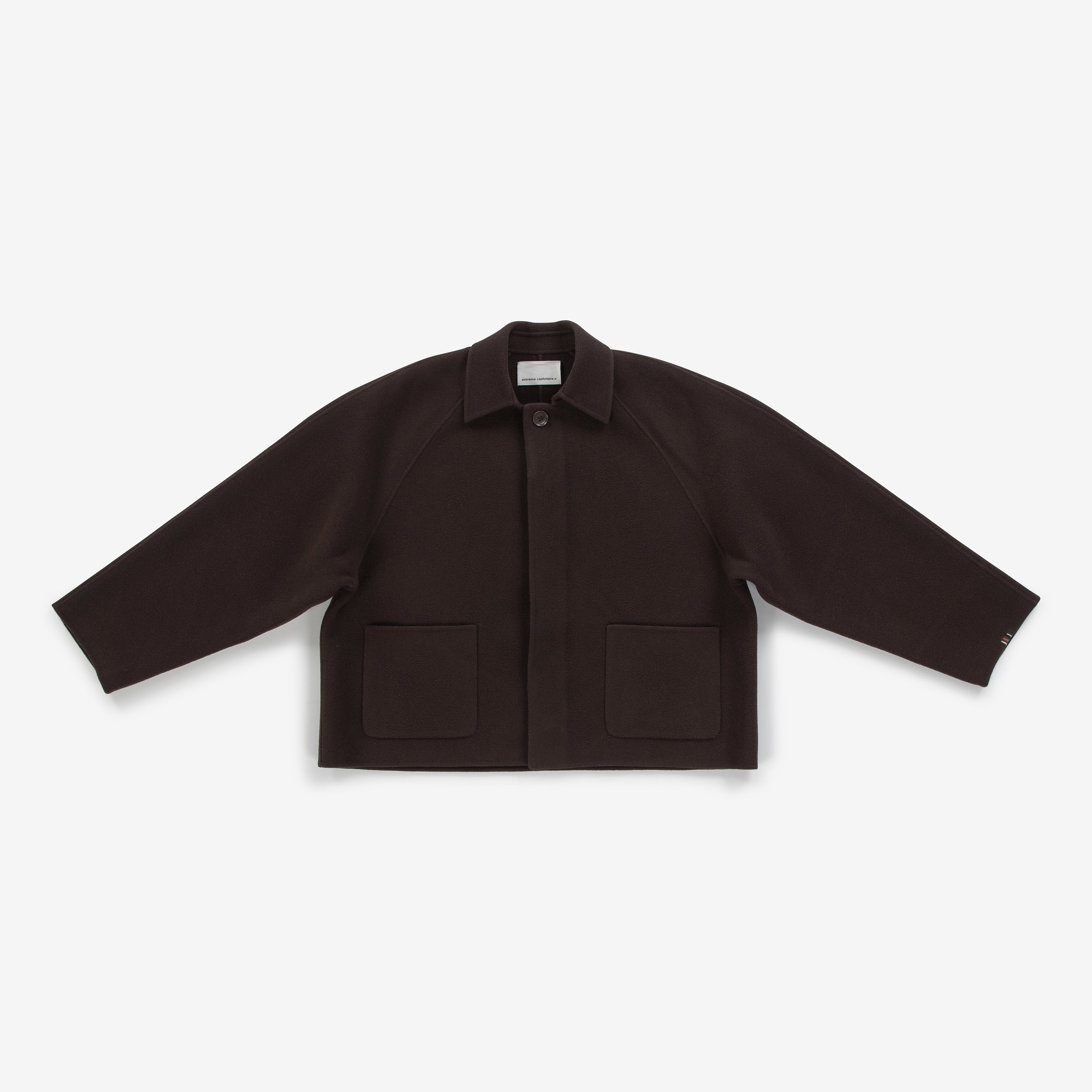 N448 Walker Short Sleeve in dark brown